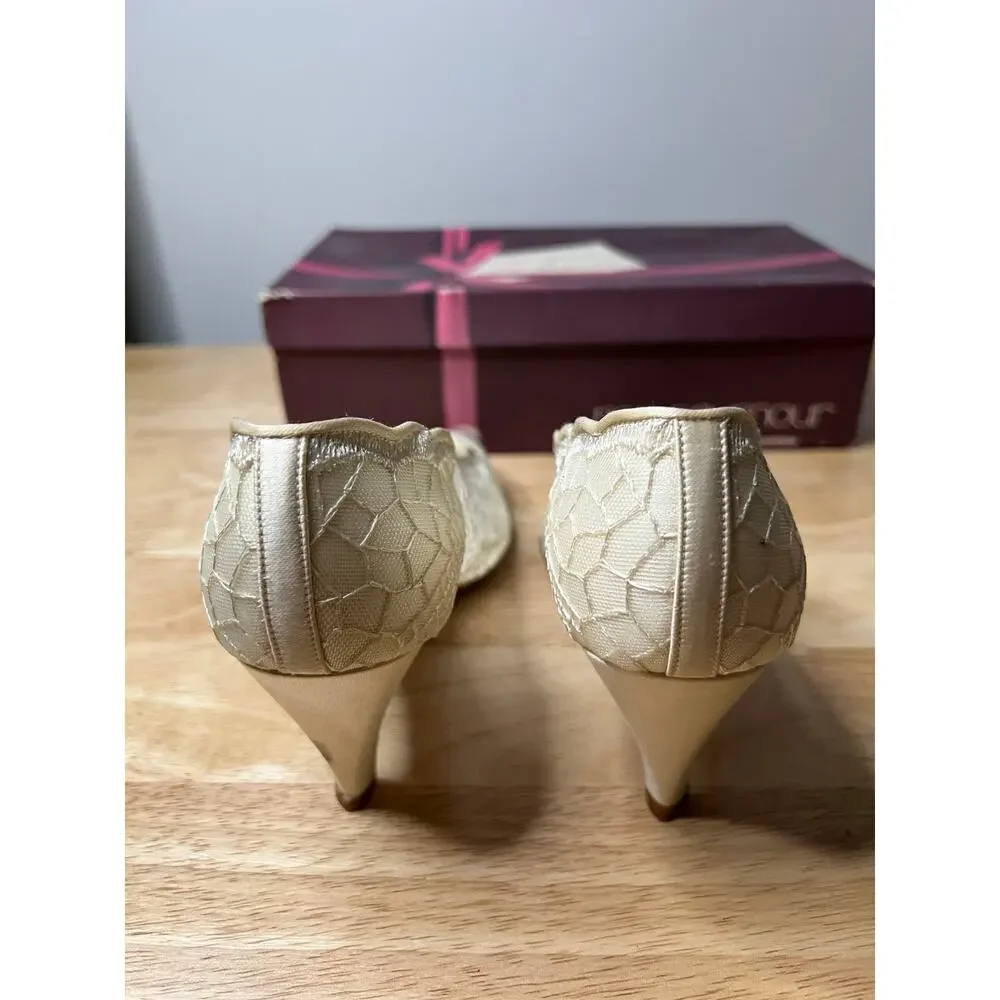 NEW Stuart Weitzman for Mr Seymour Bridal Heels White Lace Size 6.5 JL - Picture 3 of 12